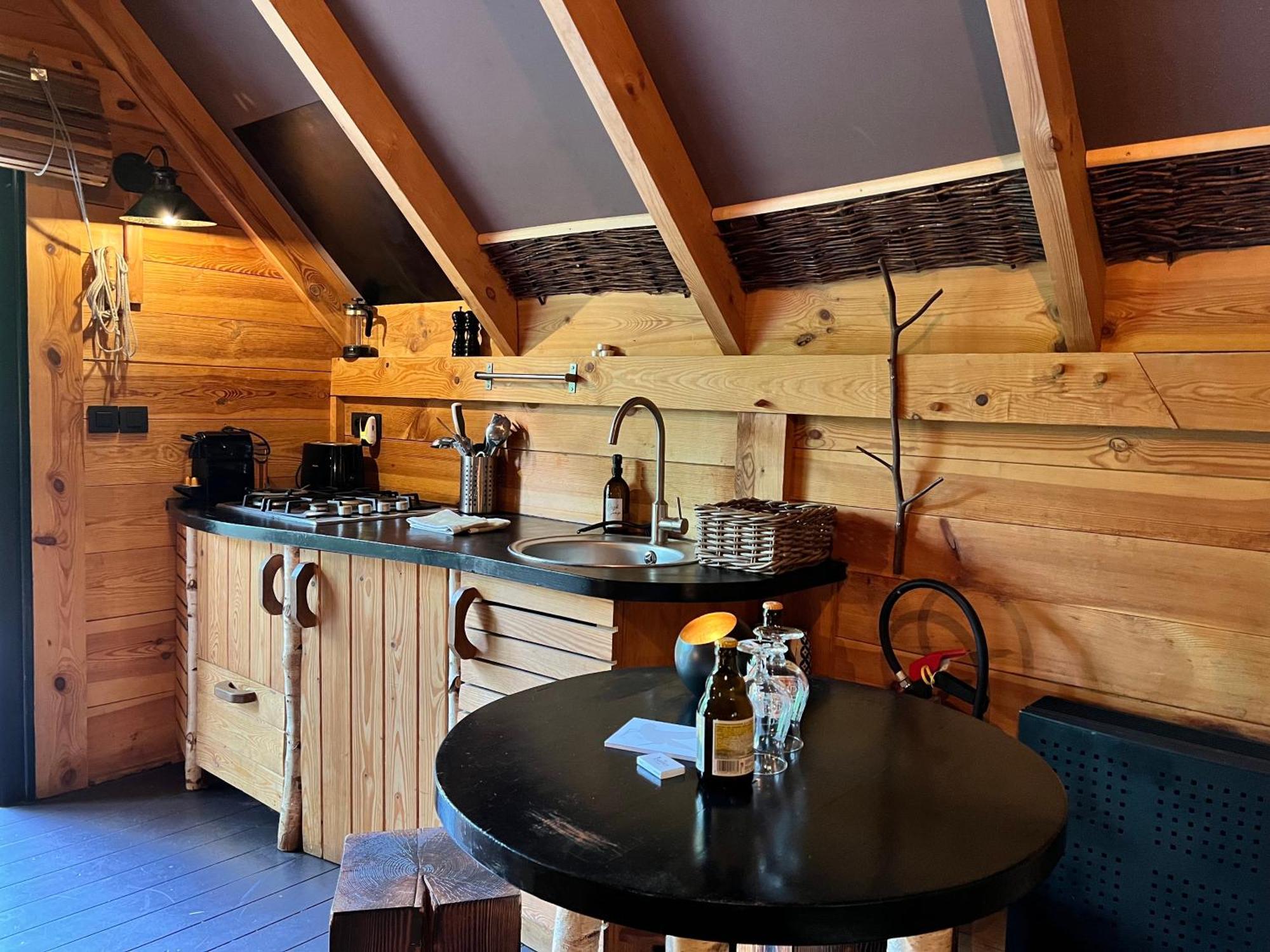Les Cabanes De Rensiwez Mabompre Bagian luar foto