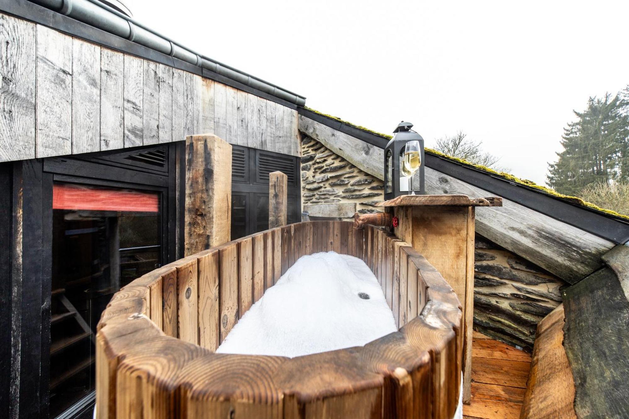 Les Cabanes De Rensiwez Mabompre Bagian luar foto